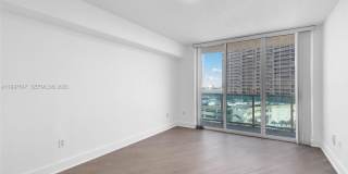 1881 79th St Cswy Gallery 12