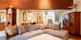 1525 Lakeside Gallery 1