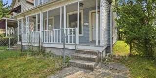 150 S Cypress Ave Gallery 10