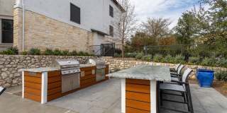 Estates at Bee Cave Gallery 9