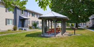 Alcove at Seahurst Gallery 28