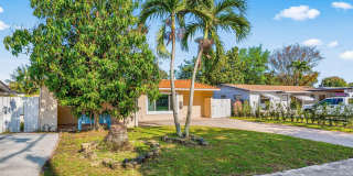 1121 N 66th Terrace Gallery 2