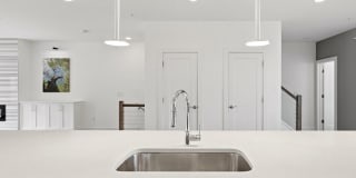 44824 TIVERTON SQ Gallery 17