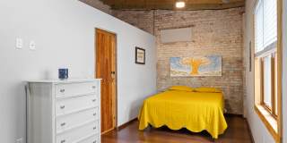 1500 East Madison Street Gallery 5