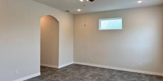 Massive 4 Bed 3 Bath on 2.64 acres in Ace Acres Gallery 38