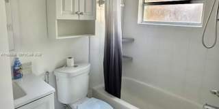 8101 SW 72nd Ave Gallery 12