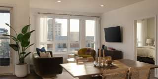 Resa Gallery 56