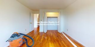 435 Shirley St. Gallery 5