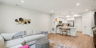 17414 SOUTHERN SHORES Drive Gallery 7