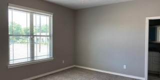 509 E Pruitt Gallery 21