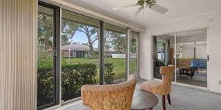 WELCOME TO THIS BEAUTIFULLY UPDATED 2 BEDROOM, 2 BATHROOM VILLA LOCATED IN THE DESIRABLE CENTER GATE COMMUNITY OF SARASOTA! Gallery 25