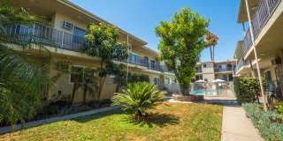 20317 Saticoy St. Gallery 28