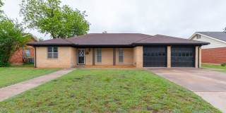 3/2/2 READY TO RENT! 3/2/2 READY TO RENT! Gallery 1