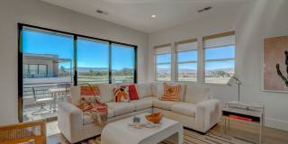 Individual / Corporate Rental / Fully Furnished Gallery 109