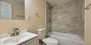 Updated 4 bedroom 2 bath home! Gallery 15