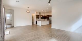 Modern 4BR Avance Home:Gated, Resort Pool, Gym & Quick Downtown Access Gallery 21