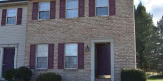 End Row Townhome w/ Garage Gallery 1