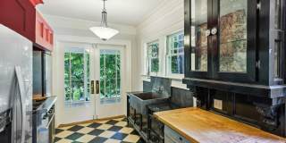 1500 N Highland Avenue NE Gallery 21