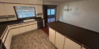 Spacious 3-Bedroom Home with Fenced Yard & Screened Porch in SE Ocala Gallery 11