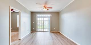 21216 MCFADDEN Square Gallery 18