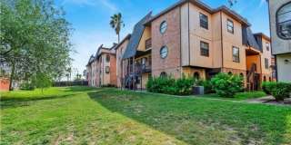 Charming 2BR Condo in McAllen Gallery 1