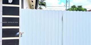 13249 SW 200th Ter Gallery 1