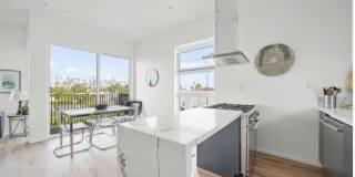 4537 W 16th Gallery 8