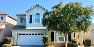 Spacious 4/2.5 off Fig Garden Loop Gallery 1