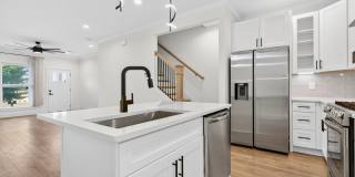 413 Lellyett Street Gallery 20