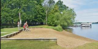 33047 N Ridge Rd Gallery 21