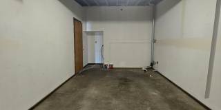 1619 W Pheasant St Gallery 21