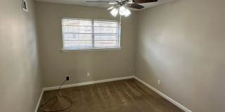 3br/3ba Condo- Rare opportunity in Jamestown Condos across from Hight Point Terrace. Community pool! Gallery 14