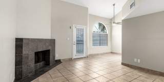 Townhome in Phoenix Gallery 8