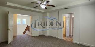 Beautiful 4 bedroom, 2 ½ bath, 2 story house Gallery 15