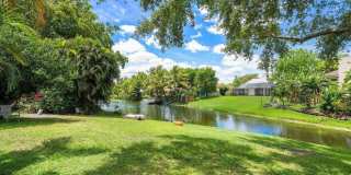 1369 Riverside Circle Gallery 7
