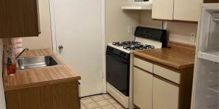 892 Pine Avenue Gallery 6