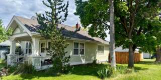 Stunning 3 Bed / 2 Bath Home on 10th Street! Gallery 31