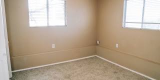 SMALL DOG FRIENDLY!!!  Meadow Street House Gallery 42