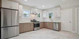 19 Ashwood Ave Gallery 1