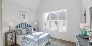 Gorgeous 3 bedroom end unit townhome with garage Gallery 26