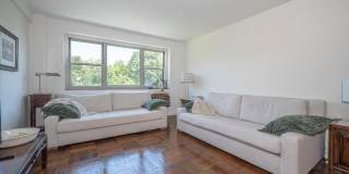 40 OLD LANCASTER ROAD Gallery 24