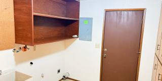 Well-kept house in desirable Thurston neighborhood! Gallery 20