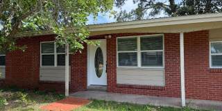 218 SW Rose Marie Lane Gallery 1