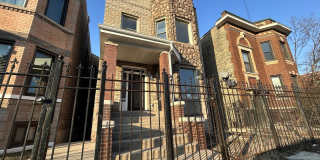 2902 W Diversey Avenue Gallery 1