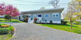 WINTER RENTAL: Two Beaches Cottage Gallery 35