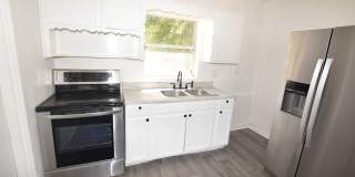 2 Bedroom 1Bath Duplex For Rent at 104 W Lancaster Road Orlando, FL 32824 Gallery 15