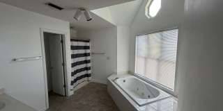 2591 Thackery Road unit: E Gallery 32