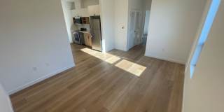 104 Howe Gallery 2