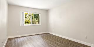 Parkway Terrace Gallery 21