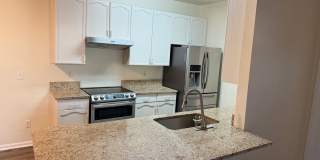 2 Bedroom Townhome in Aurora Gallery 1